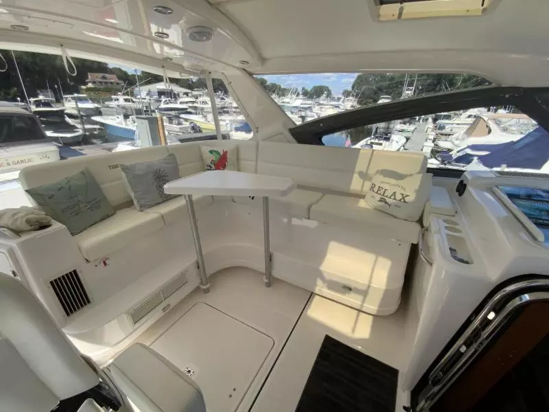 2000 Tiara Yachts 5200 Express