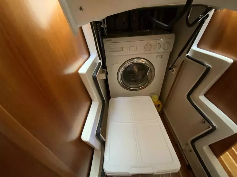 2000 Tiara Yachts 5200 Express