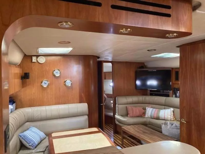 2000 Tiara Yachts 5200 Express