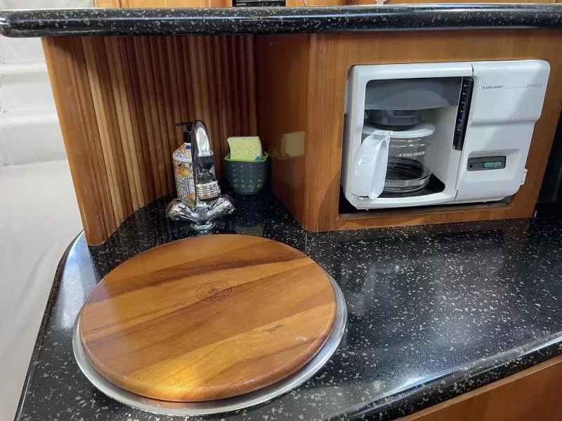 2001 Carver 396 Motor Yacht