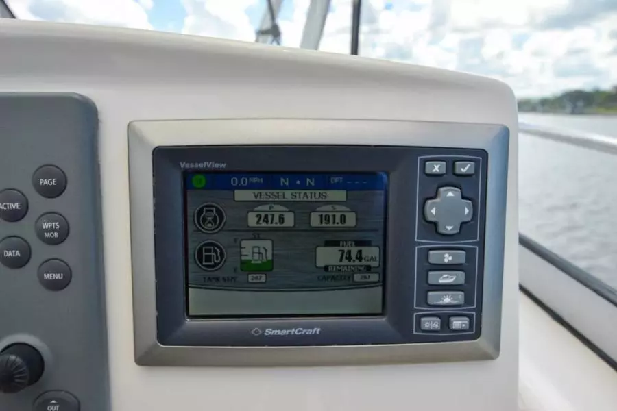 2006 Boston Whaler 285 Conquest