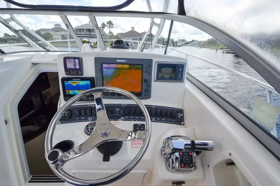 Helm & Electronics