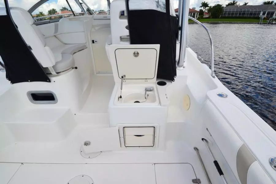 2006 Boston Whaler 285 Conquest