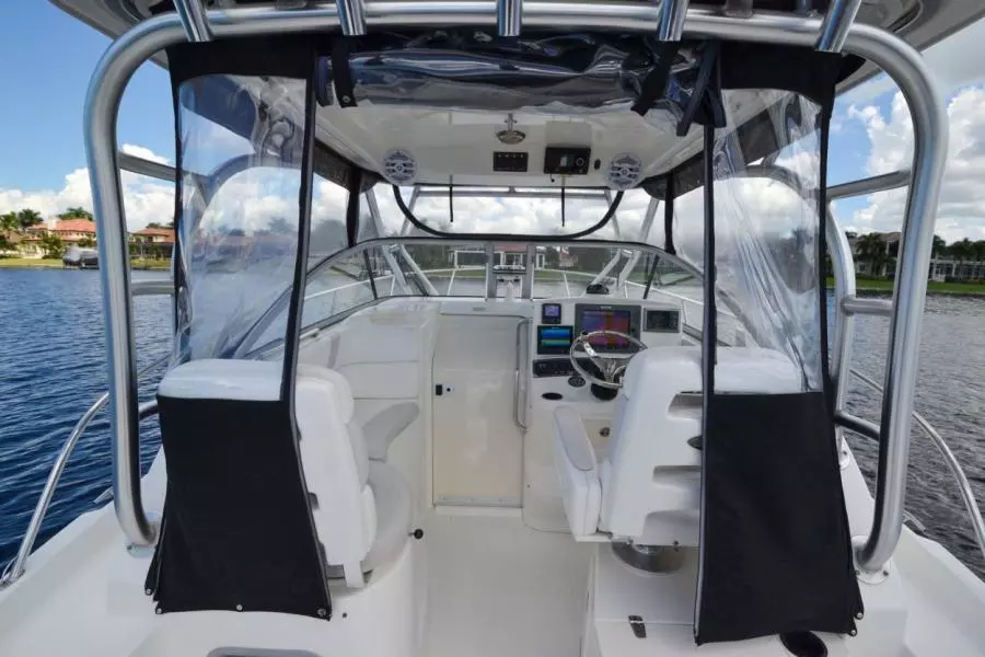 2006 Boston Whaler 285 Conquest