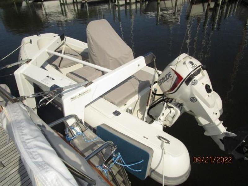 49' Grand Banks tender2