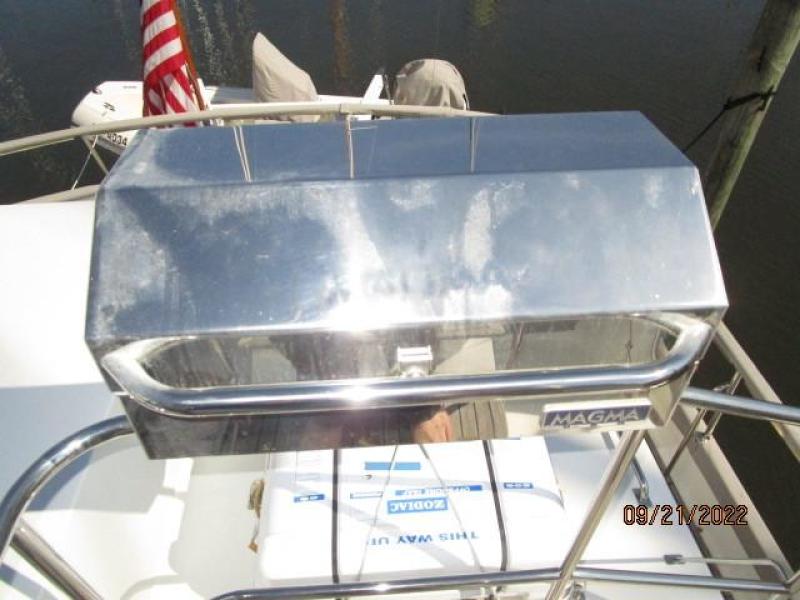 49' Grand Banks BBQ grill