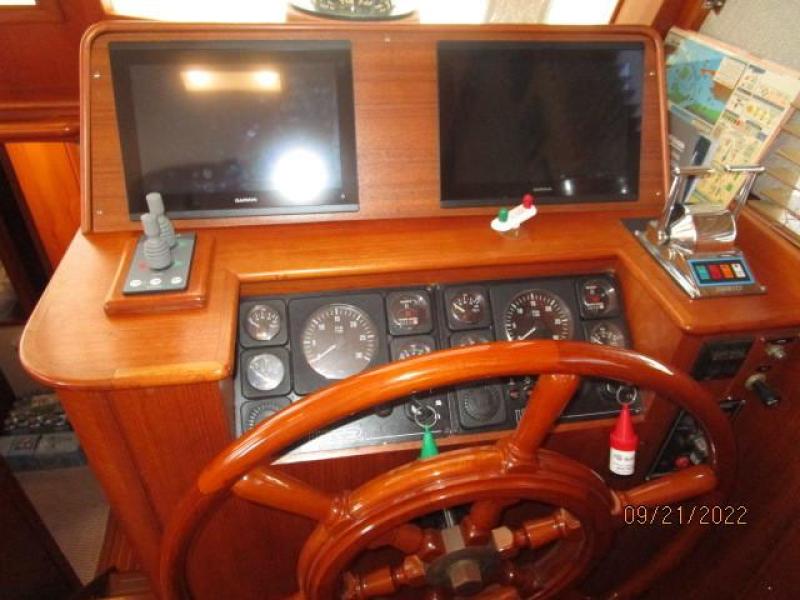 49' Grand Banks lower helm2