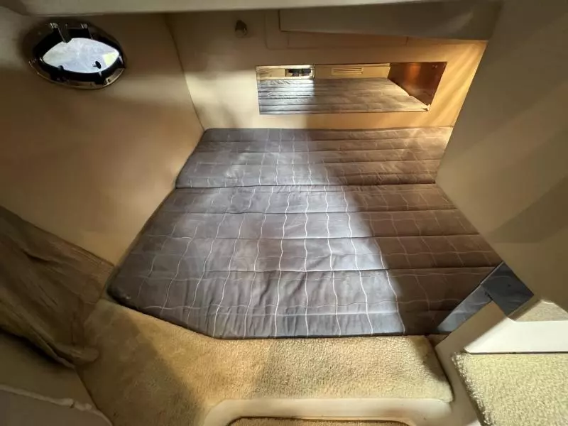 2007 Regal 2565 Window Express