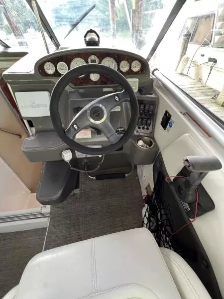 2007 Regal 2565 Window Express