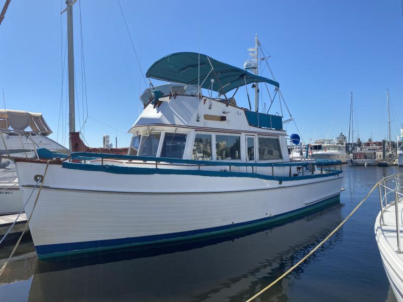 1979 Grand Banks Classic