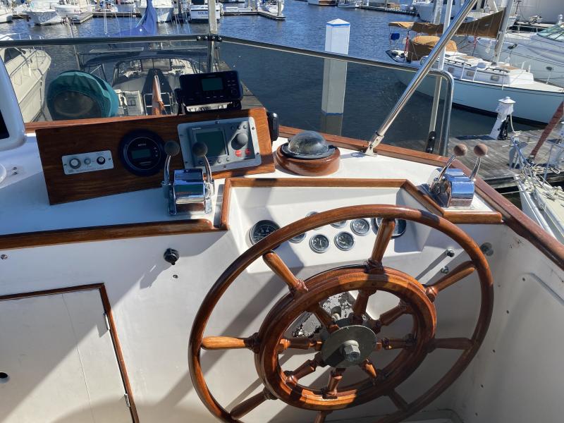 1979 Grand Banks Classic