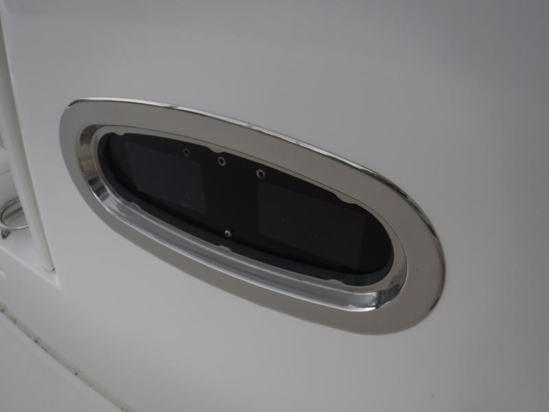 2016 Boston Whaler 270 Dauntless