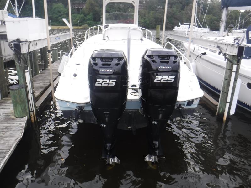 2016 Boston Whaler 270 Dauntless