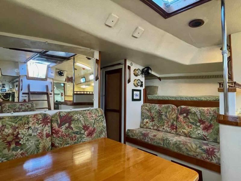 1980 Seamaster Bruce Roberts 45 Ketch