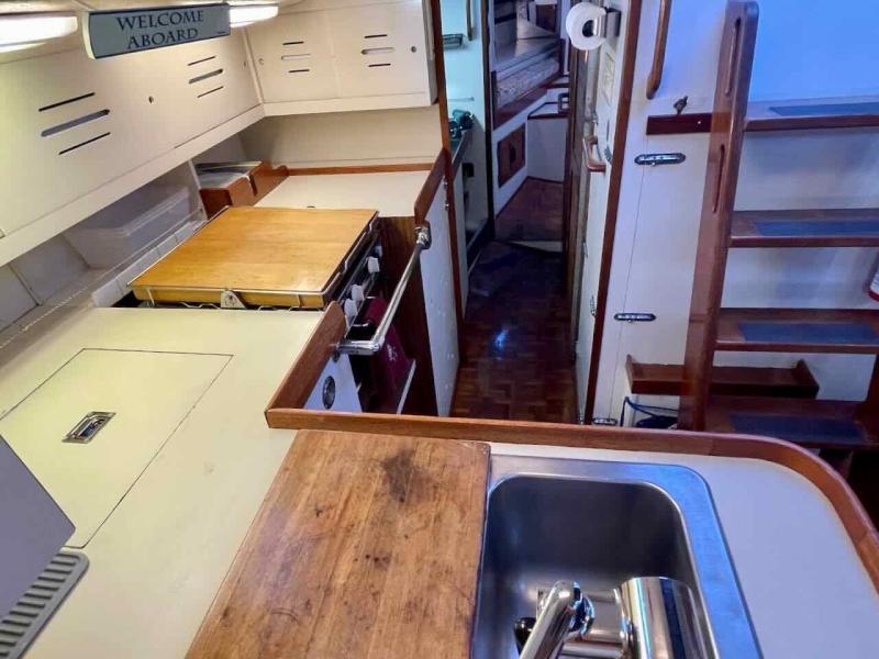 1980 Seamaster Bruce Roberts 45 Ketch