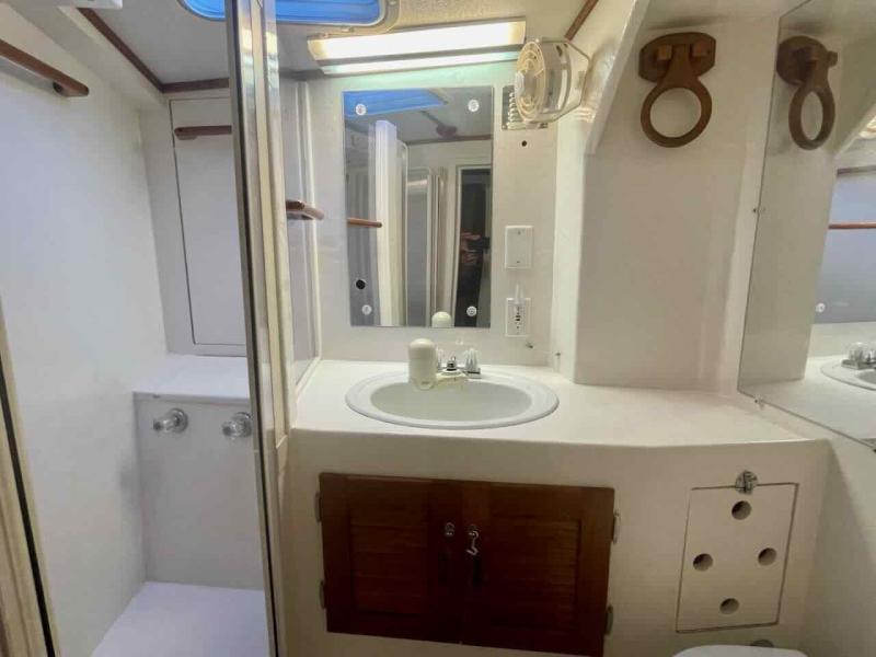 1980 Seamaster Bruce Roberts 45 Ketch