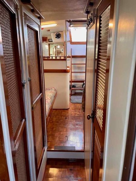 1980 Seamaster Bruce Roberts 45 Ketch
