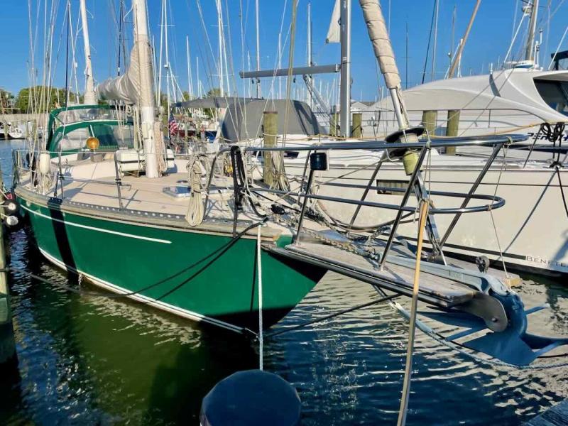 1980 Seamaster Bruce Roberts 45 Ketch