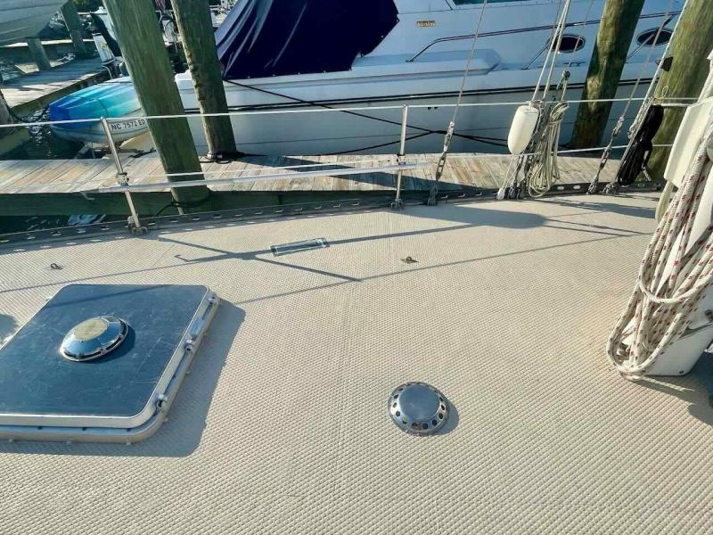 1980 Seamaster Bruce Roberts 45 Ketch