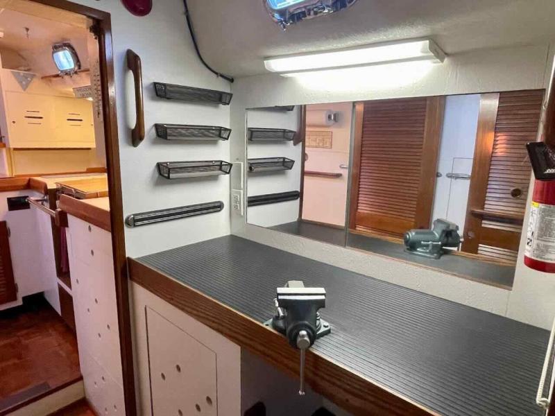 1980 Seamaster Bruce Roberts 45 Ketch
