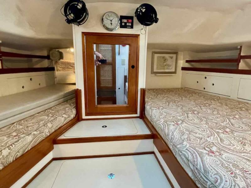 1980 Seamaster Bruce Roberts 45 Ketch