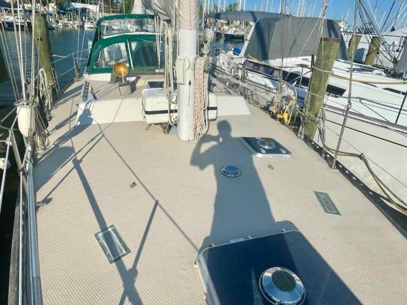 1980 Seamaster Bruce Roberts 45 Ketch