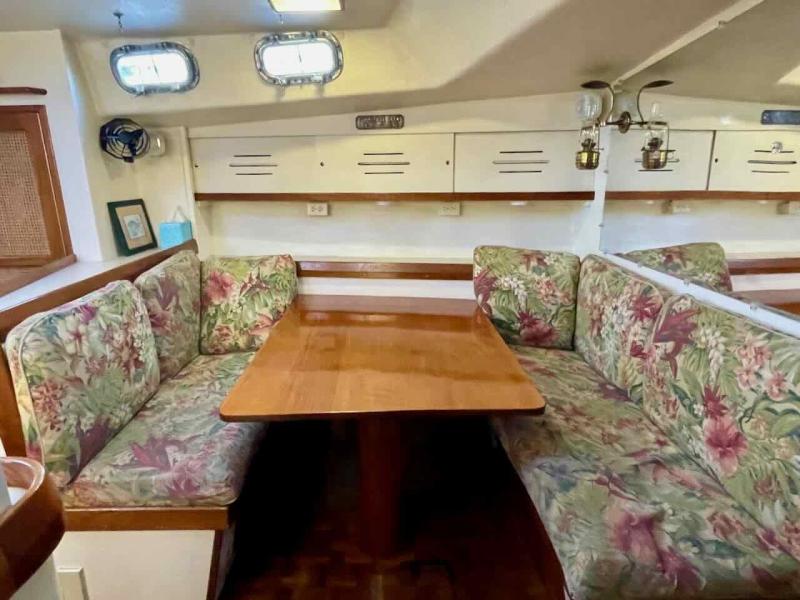 1980 Seamaster Bruce Roberts 45 Ketch