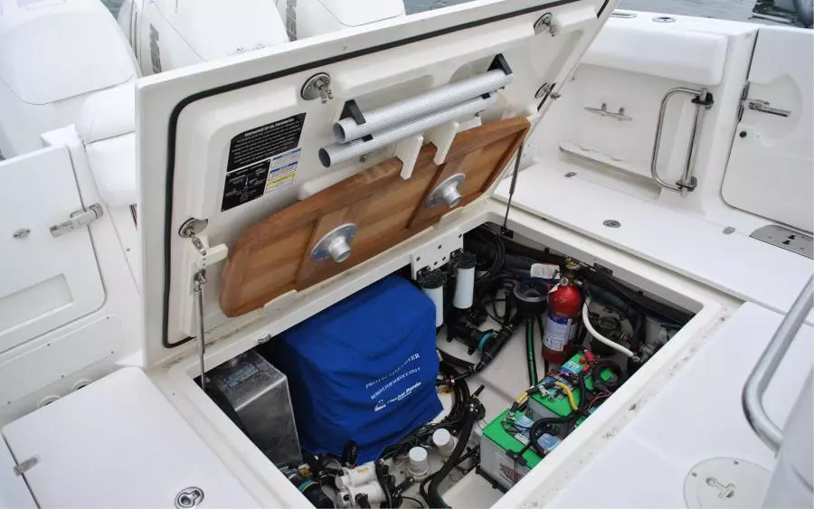 Cockpit Storage and Generator