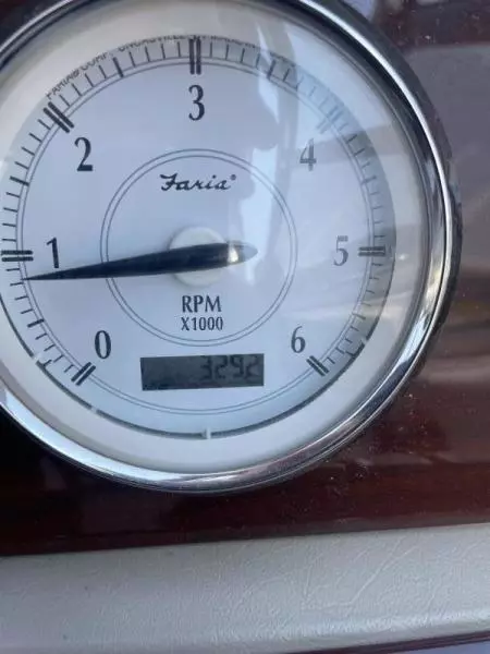 2011 Regal 2700 Bowrider