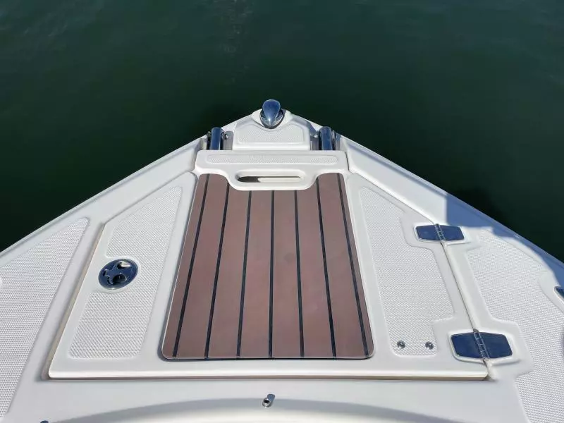 2011 Regal 2700 Bowrider