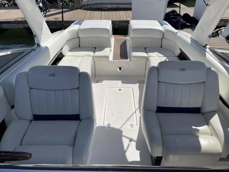 2011 Regal 2700 Bowrider