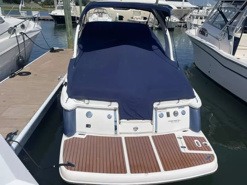 2011 Regal 2700 Bowrider