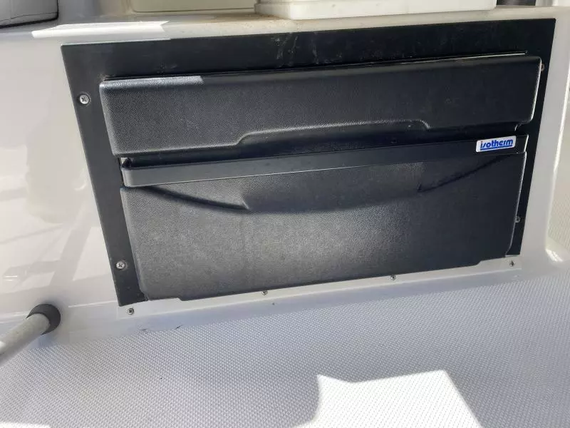 2011 Regal 2700 Bowrider