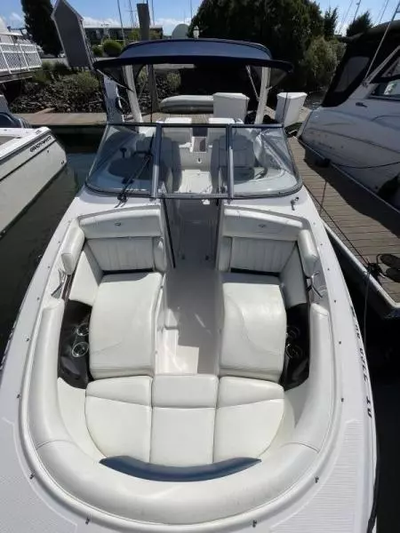 2011 Regal 2700 Bowrider