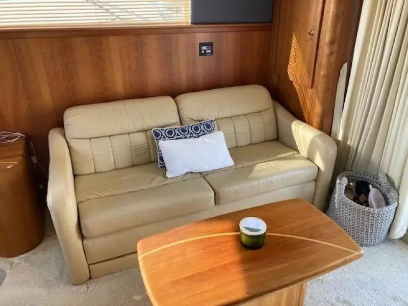conv settee