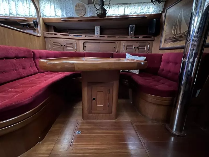 1989 Hans Christian Christian 48