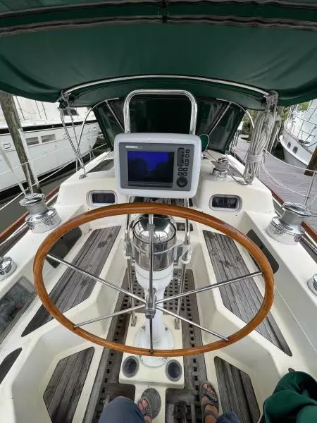 1989 Hans Christian Christian 48