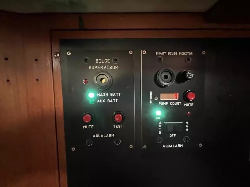 1989 Hans Christian Christian 48