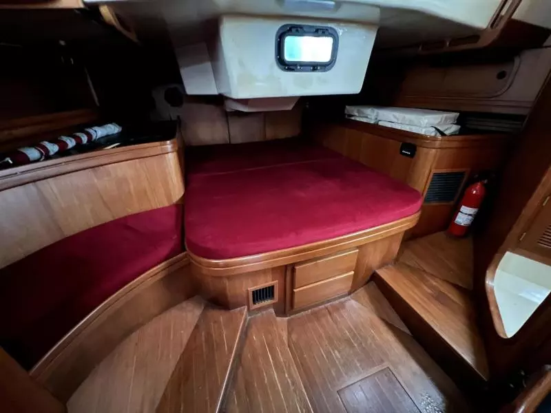 1989 Hans Christian Christian 48