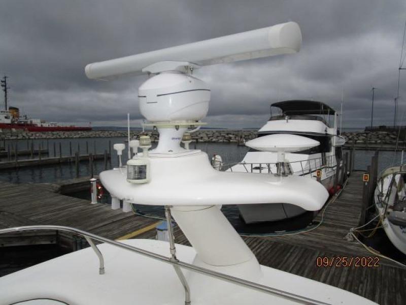 44' Sealine mast