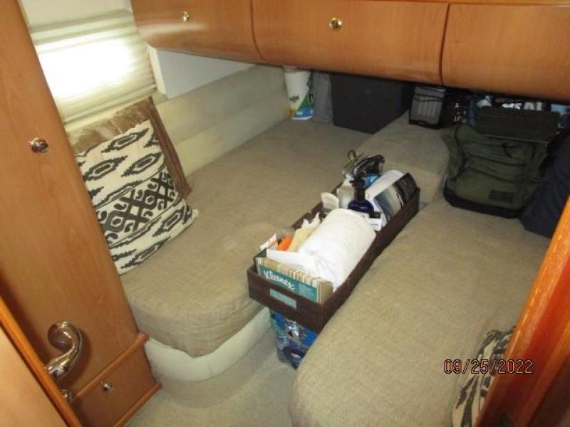 44' Sealine guest stateroom