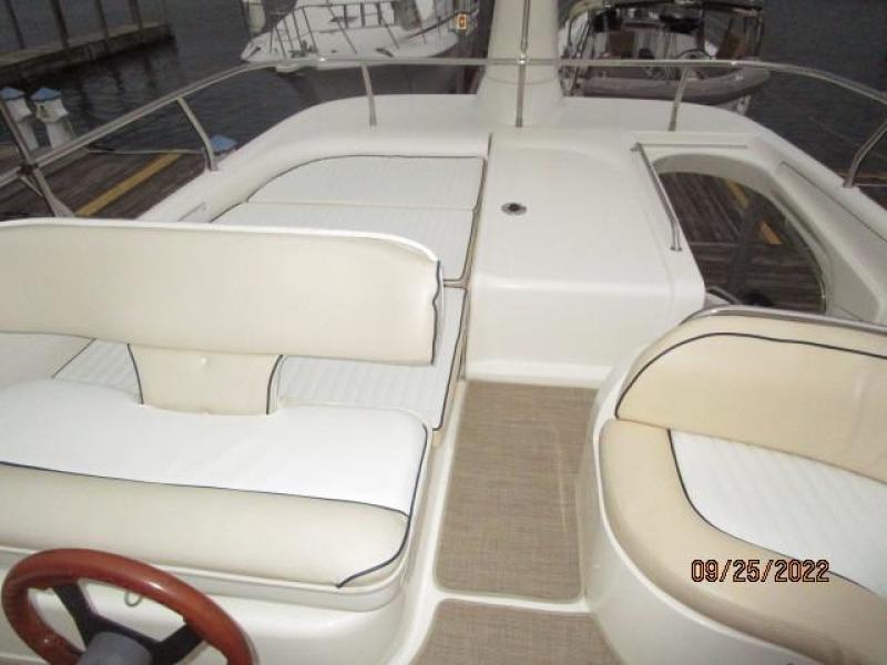 44' Sealine flybridge aft