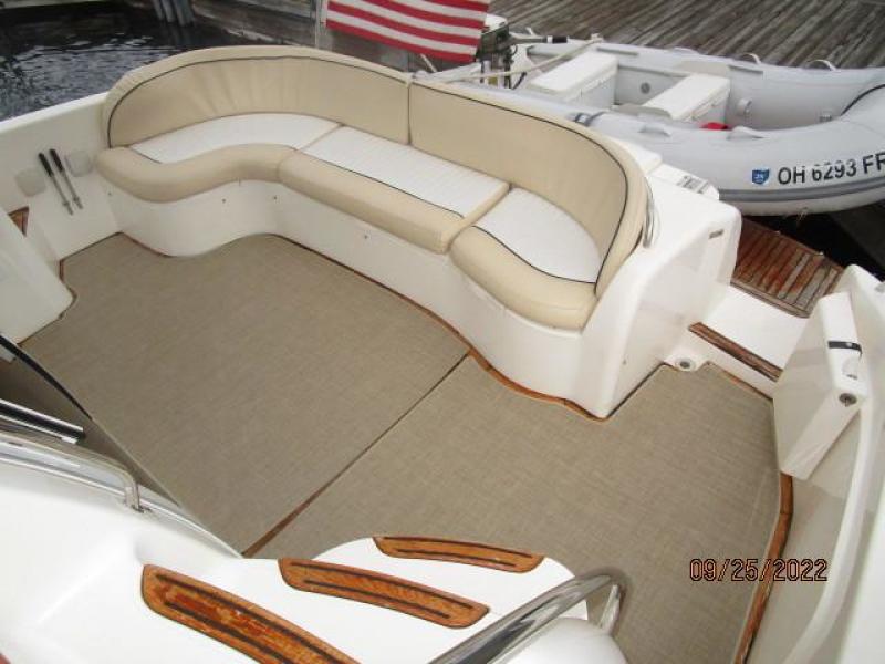 44' Sealine aftdeck2