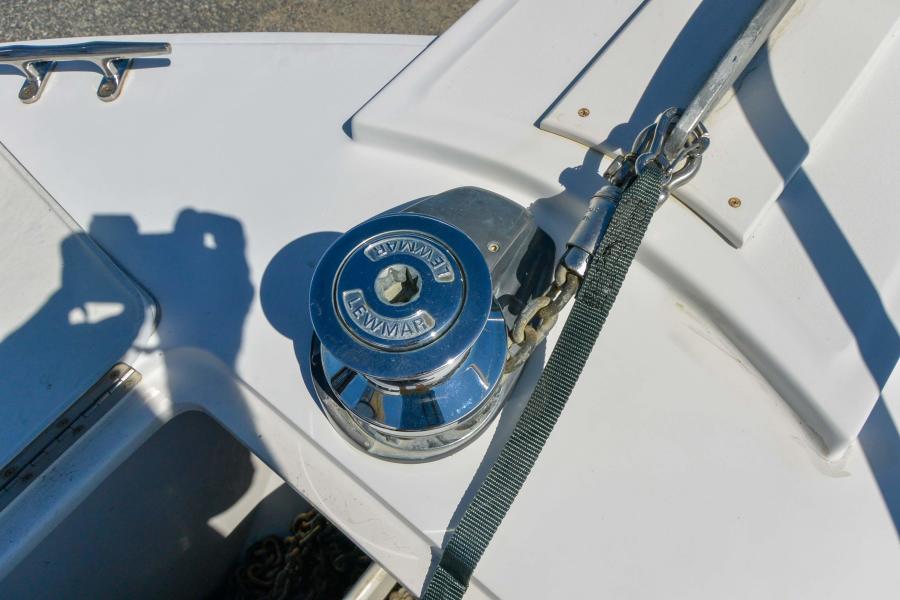 1999 Mainship 390
