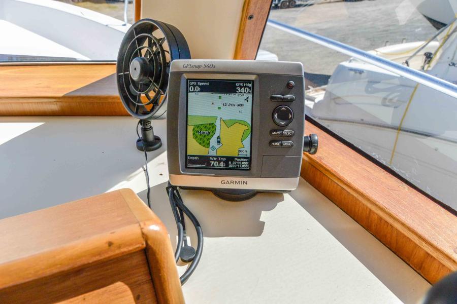 1999 Mainship 390