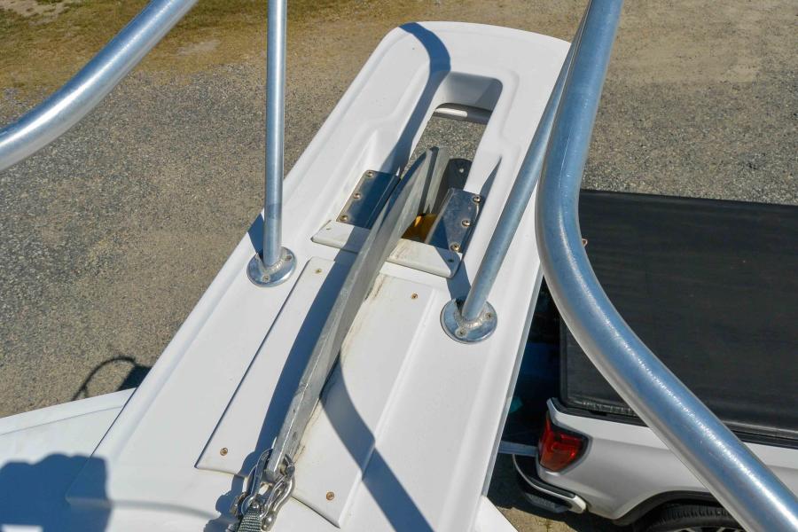 1999 Mainship 390