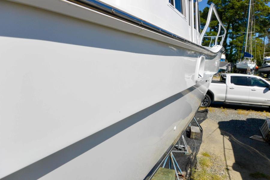 1999 Mainship 390