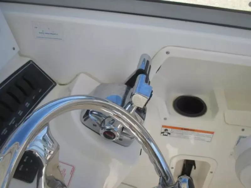2006 Boston Whaler 285 Conquest