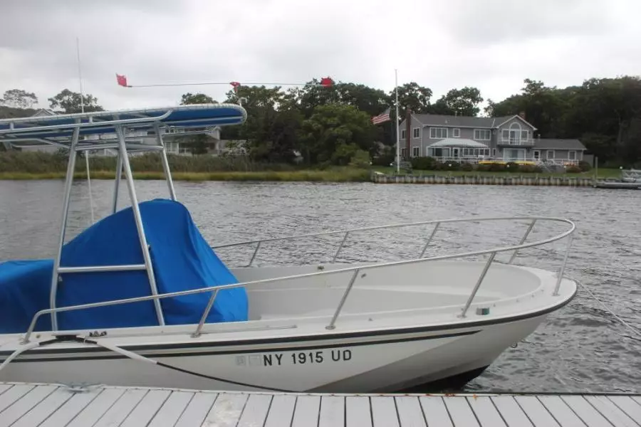 1989 Boston Whaler 25 Outrage