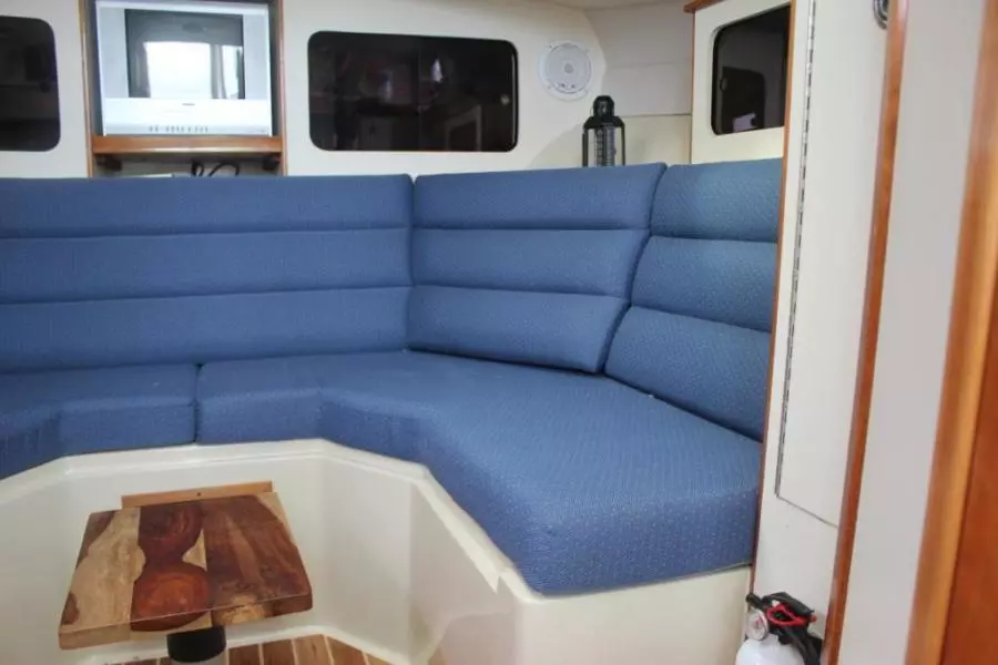 2008 Albin 28 Newport Flush Deck